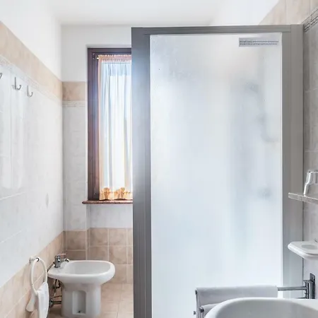 Nuove Terme سيرمِيوني